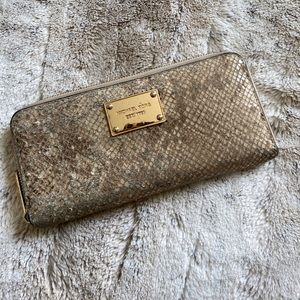 Michael Kota wallet